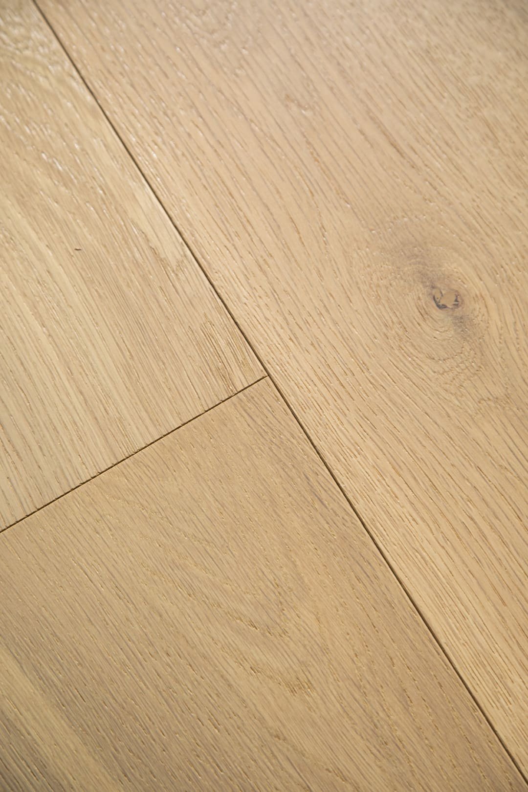 Cassis European oak hardwood flooring - premium quality wood floors for Houston homes