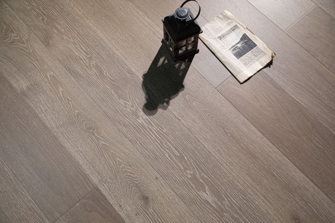Ghent hardwood flooring detail view 3 - Brushed texture and grain pattern