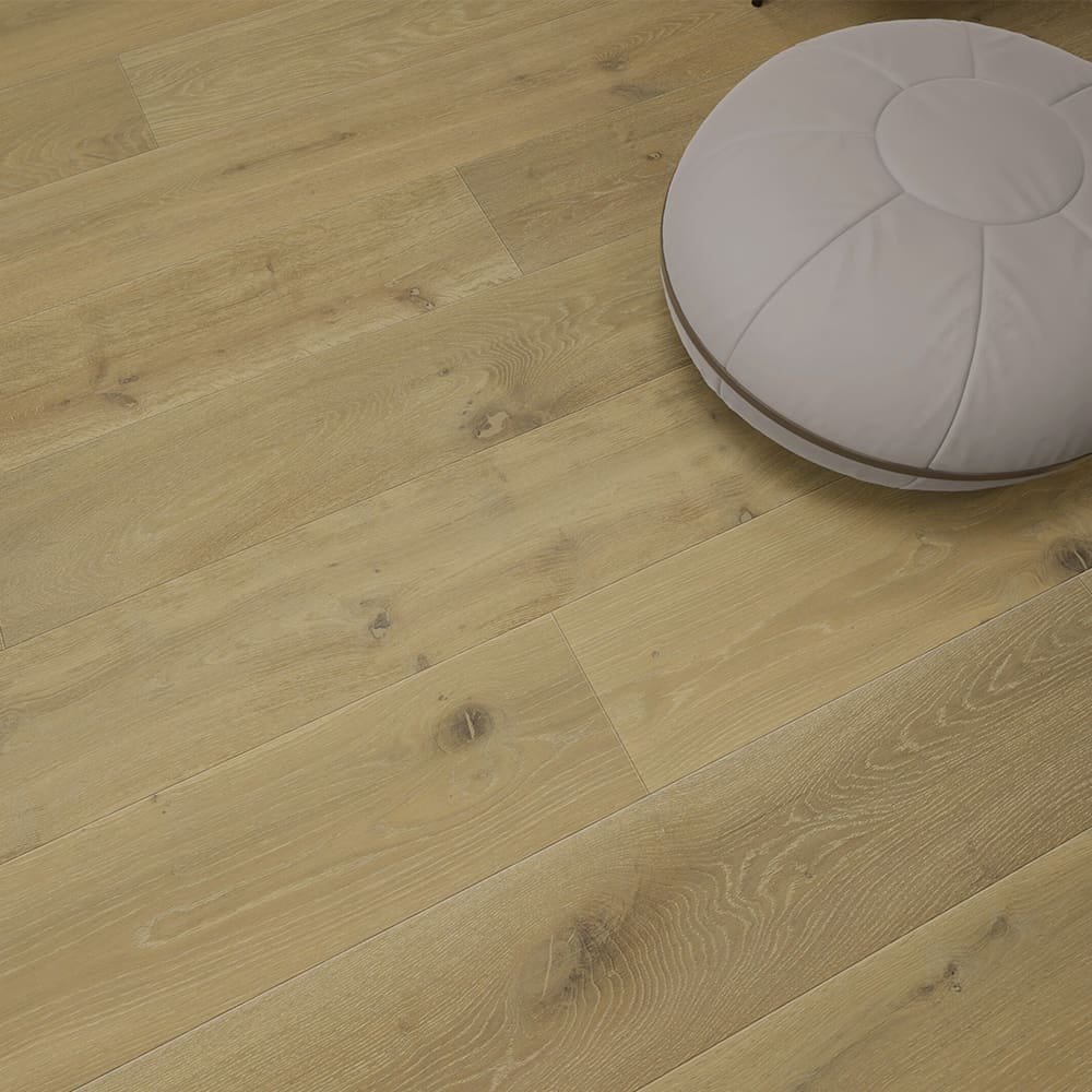 Perpignan hardwood flooring detail view 2 - Brushed texture and grain pattern